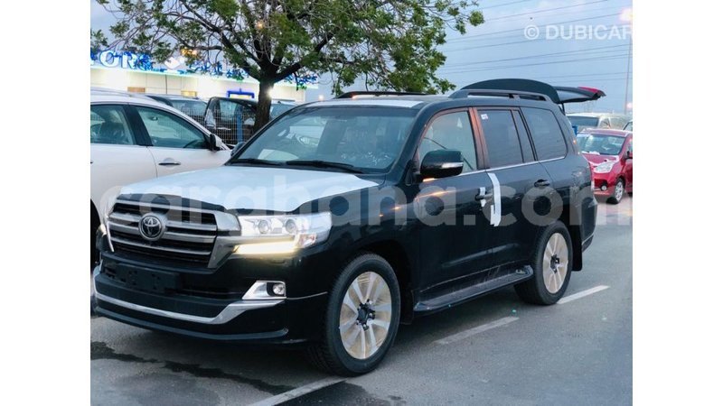 Big with watermark toyota land cruiser ashanti import dubai 10945