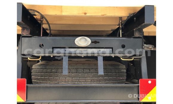 Ra Imported Mitsubishi Carisma funfun Ọkọ̀ in Import - Dubai ni Ashanti Ra Imported Mitsubishi Carisma funfun Ọkọ̀ in Import - Dubai ni Ashanti