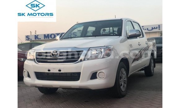 Buy Import Toyota Hilux White Car in Import - Dubai in Ashanti Buy Import Toyota Hilux White Car in Import - Dubai in Ashanti