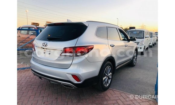 Sayi Imported Hyundai Santa Fe Sauran Mota in Import - Dubai a Ashanti Sayi Imported Hyundai Santa Fe Sauran Mota in Import - Dubai a Ashanti