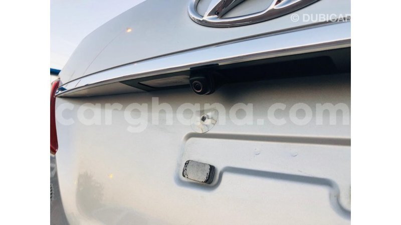 Big with watermark hyundai santa fe ashanti import dubai 10970