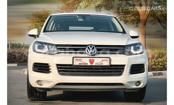 Buy Import Volkswagen Touareg White Car in Import - Dubai in Ashanti Buy Import Volkswagen Touareg White Car in Import - Dubai in Ashanti