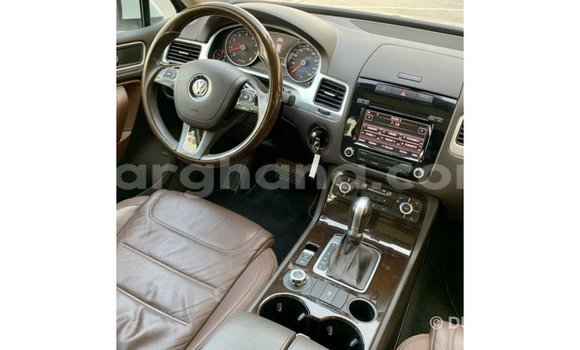 Buy Import Volkswagen Touareg White Car in Import - Dubai in Ashanti Buy Import Volkswagen Touareg White Car in Import - Dubai in Ashanti