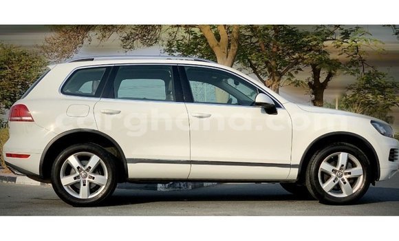 Buy Import Volkswagen Touareg White Car in Import - Dubai in Ashanti Buy Import Volkswagen Touareg White Car in Import - Dubai in Ashanti
