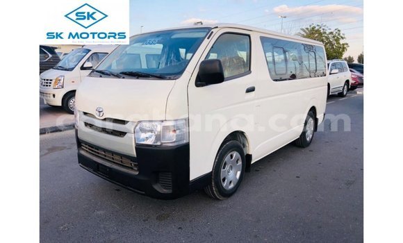 Sayi Imported Toyota Hiace White Mota in Import - Dubai a Ashanti Sayi Imported Toyota Hiace White Mota in Import - Dubai a Ashanti