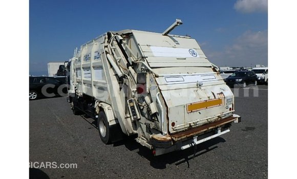 Buy Import Isuzu Rodeo White Car in Import - Dubai in Ashanti Buy Import Isuzu Rodeo White Car in Import - Dubai in Ashanti