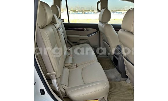Ra Imported Toyota Prado funfun Ọkọ̀ in Import - Dubai ni Ashanti Ra Imported Toyota Prado funfun Ọkọ̀ in Import - Dubai ni Ashanti