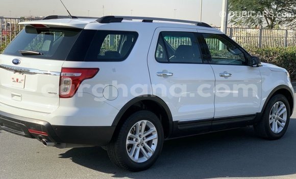 Buy Import Ford Explorer White Car in Import - Dubai in Ashanti Buy Import Ford Explorer White Car in Import - Dubai in Ashanti
