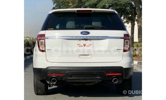 Buy Import Ford Explorer White Car in Import - Dubai in Ashanti Buy Import Ford Explorer White Car in Import - Dubai in Ashanti