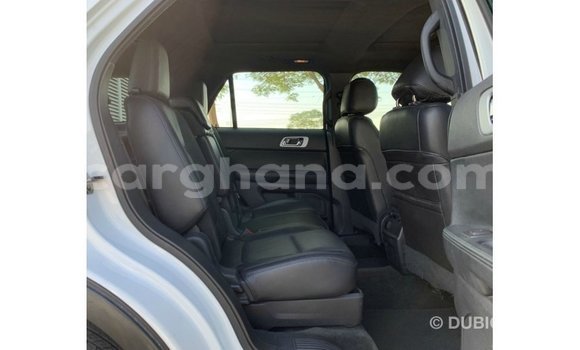 Buy Import Ford Explorer White Car in Import - Dubai in Ashanti Buy Import Ford Explorer White Car in Import - Dubai in Ashanti
