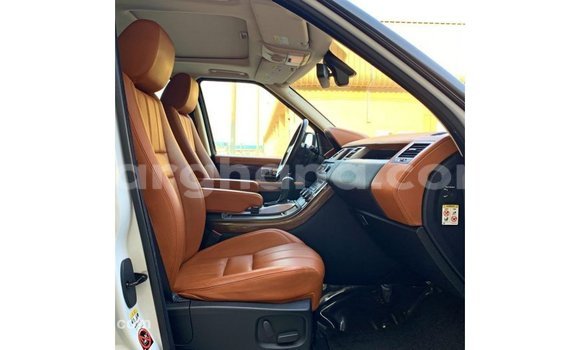 Buy Import Land Rover Range Rover White Car in Import - Dubai in Ashanti Buy Import Land Rover Range Rover White Car in Import - Dubai in Ashanti