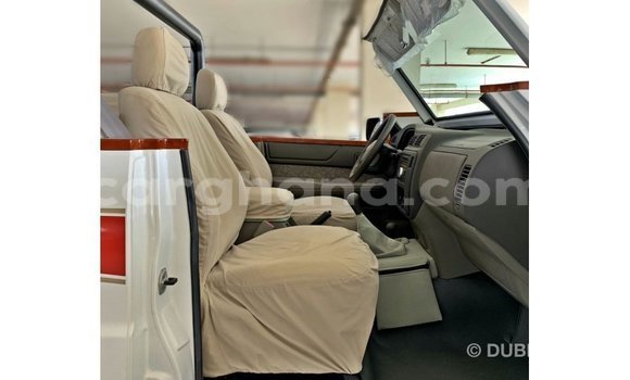 Buy Import Nissan Patrol White Car in Import - Dubai in Ashanti Buy Import Nissan Patrol White Car in Import - Dubai in Ashanti