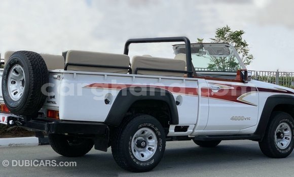 Buy Import Nissan Patrol White Car in Import - Dubai in Ashanti Buy Import Nissan Patrol White Car in Import - Dubai in Ashanti