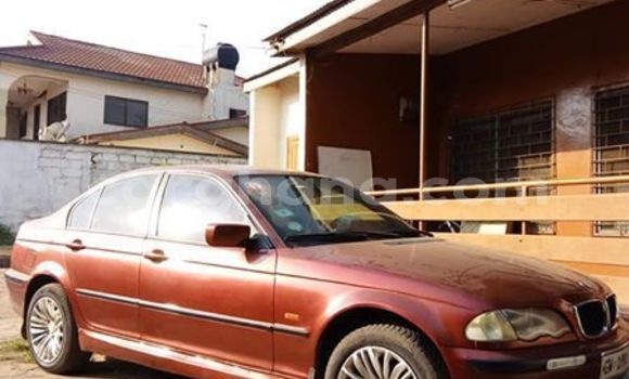 Ra Imported BMW 3–Series Miiran Ọkọ̀ in Accra ni Greater Accra