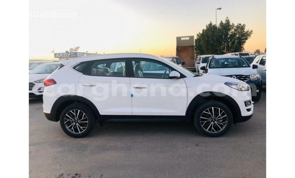 Ra Imported Hyundai Tucson funfun Ọkọ̀ in Import - Dubai ni Ashanti Ra Imported Hyundai Tucson funfun Ọkọ̀ in Import - Dubai ni Ashanti