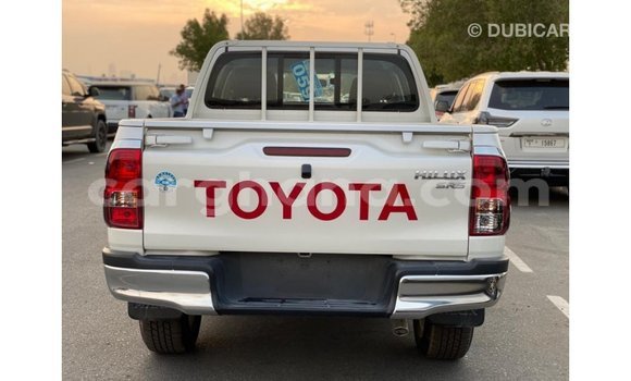 Buy Import Toyota Hilux White Car in Import - Dubai in Ashanti Buy Import Toyota Hilux White Car in Import - Dubai in Ashanti