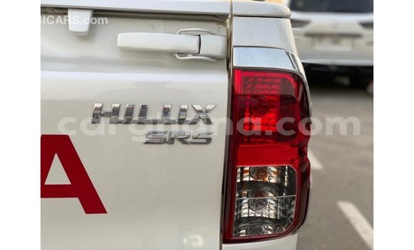 Buy Import Toyota Hilux White Car in Import - Dubai in Ashanti Buy Import Toyota Hilux White Car in Import - Dubai in Ashanti
