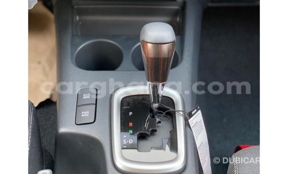 Buy Import Toyota Hilux White Car in Import - Dubai in Ashanti Buy Import Toyota Hilux White Car in Import - Dubai in Ashanti