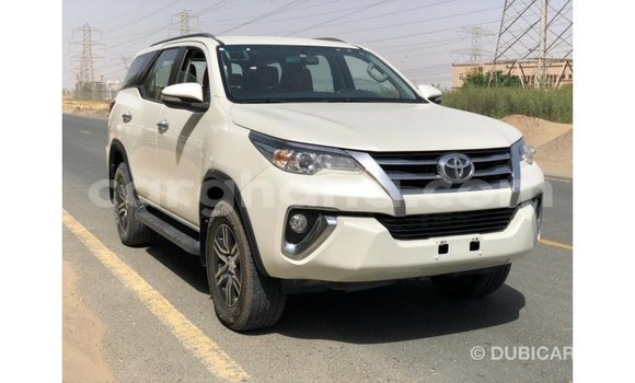 Buy Import Toyota Fortuner White Car in Import - Dubai in Ashanti Buy Import Toyota Fortuner White Car in Import - Dubai in Ashanti