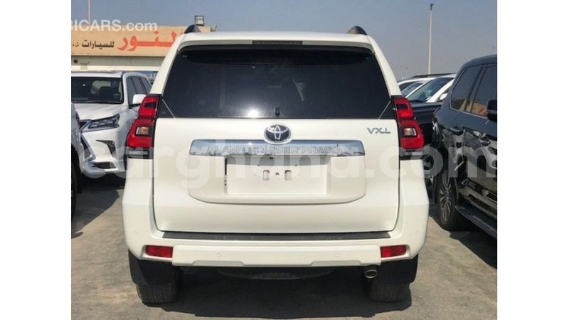 Big with watermark toyota prado ashanti import dubai 11026