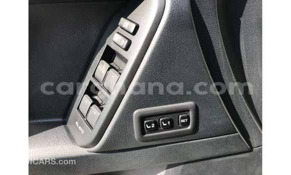 Buy Import Toyota Prado White Car in Import - Dubai in Ashanti Buy Import Toyota Prado White Car in Import - Dubai in Ashanti