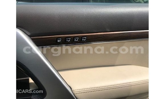 Ra Imported Toyota Land Cruiser Black Ọkọ̀ in Import - Dubai ni Ashanti Ra Imported Toyota Land Cruiser Black Ọkọ̀ in Import - Dubai ni Ashanti