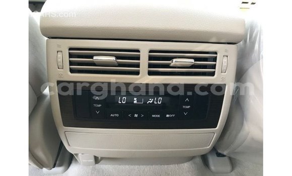 Buy Import Toyota Land Cruiser White Car in Import - Dubai in Ashanti Buy Import Toyota Land Cruiser White Car in Import - Dubai in Ashanti