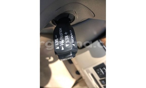 Buy Import Toyota Land Cruiser White Car in Import - Dubai in Ashanti Buy Import Toyota Land Cruiser White Car in Import - Dubai in Ashanti