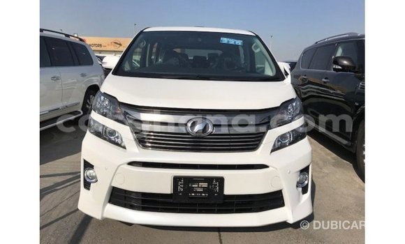 Buy Import Toyota Vellfire White Car in Import - Dubai in Ashanti Buy Import Toyota Vellfire White Car in Import - Dubai in Ashanti
