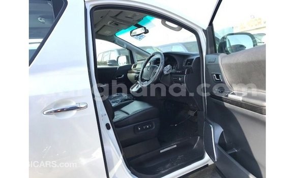 Buy Import Toyota Vellfire White Car in Import - Dubai in Ashanti Buy Import Toyota Vellfire White Car in Import - Dubai in Ashanti