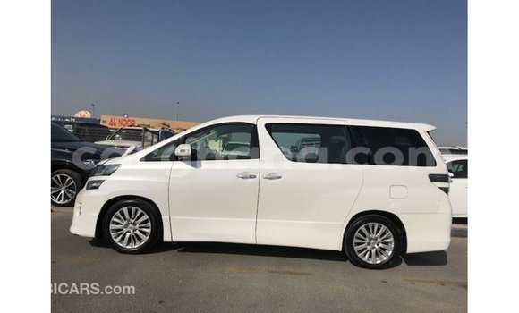 Buy Import Toyota Vellfire White Car in Import - Dubai in Ashanti Buy Import Toyota Vellfire White Car in Import - Dubai in Ashanti
