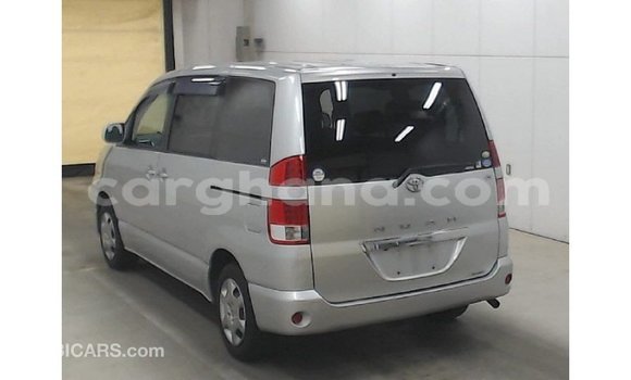 Ra Imported Toyota Noah Miiran Ọkọ̀ in Import - Dubai ni Ashanti Ra Imported Toyota Noah Miiran Ọkọ̀ in Import - Dubai ni Ashanti
