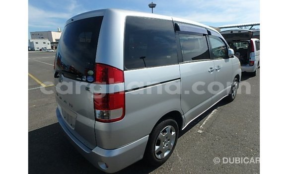 Ra Imported Toyota Noah Miiran Ọkọ̀ in Import - Dubai ni Ashanti Ra Imported Toyota Noah Miiran Ọkọ̀ in Import - Dubai ni Ashanti