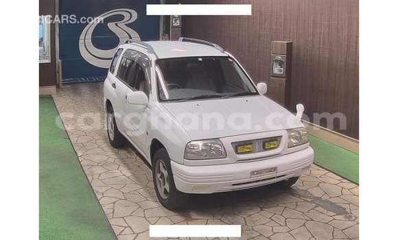 Ra Imported Suzuki Escudo funfun Ọkọ̀ in Import - Dubai ni Ashanti Ra Imported Suzuki Escudo funfun Ọkọ̀ in Import - Dubai ni Ashanti