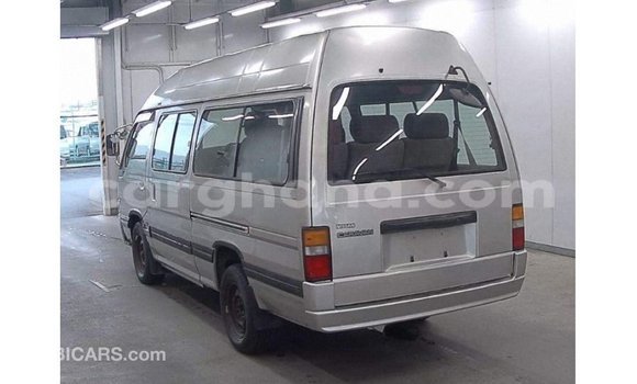 Buy Import Nissan Caravan Other Car in Import - Dubai in Ashanti Buy Import Nissan Caravan Other Car in Import - Dubai in Ashanti