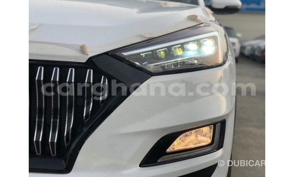 Ra Imported Hyundai Tucson funfun Ọkọ̀ in Import - Dubai ni Ashanti Ra Imported Hyundai Tucson funfun Ọkọ̀ in Import - Dubai ni Ashanti