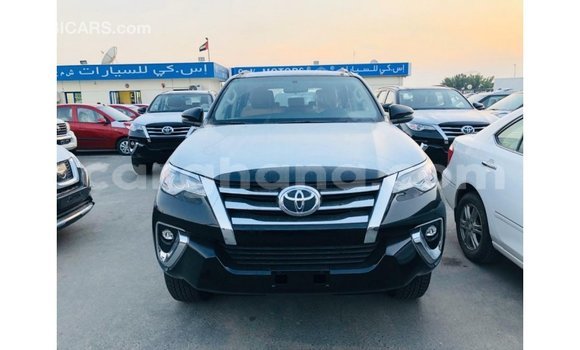 Sayi Imported Toyota Fortuner Black Mota in Import - Dubai a Ashanti Sayi Imported Toyota Fortuner Black Mota in Import - Dubai a Ashanti
