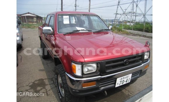 Sayi Imported Toyota Hilux Red Mota in Import - Dubai a Ashanti Sayi Imported Toyota Hilux Red Mota in Import - Dubai a Ashanti