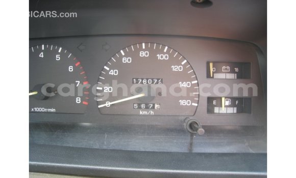 Sayi Imported Toyota Hilux Red Mota in Import - Dubai a Ashanti Sayi Imported Toyota Hilux Red Mota in Import - Dubai a Ashanti