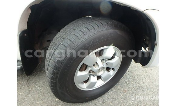 Buy Import Toyota Hilux White Car in Import - Dubai in Ashanti Buy Import Toyota Hilux White Car in Import - Dubai in Ashanti