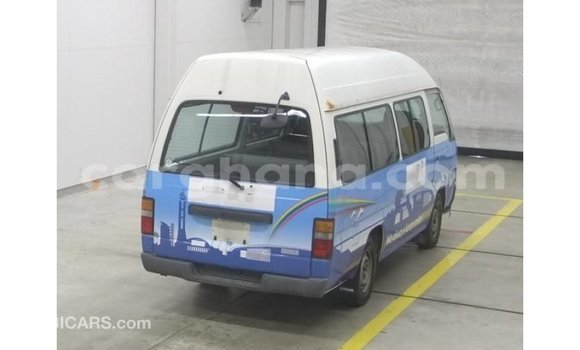 Sayi Imported Nissan Caravan White Mota in Import - Dubai a Ashanti Sayi Imported Nissan Caravan White Mota in Import - Dubai a Ashanti