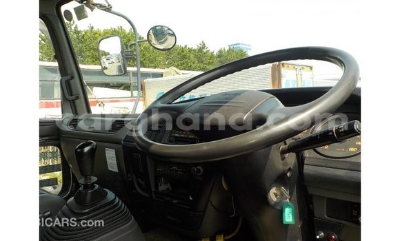 Buy Import Isuzu Rodeo White Car in Import - Dubai in Ashanti Buy Import Isuzu Rodeo White Car in Import - Dubai in Ashanti