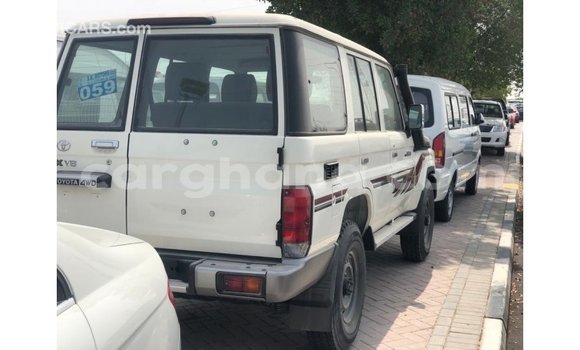 Sayi Imported Toyota Land Cruiser Sauran Mota in Import - Dubai a Ashanti Sayi Imported Toyota Land Cruiser Sauran Mota in Import - Dubai a Ashanti