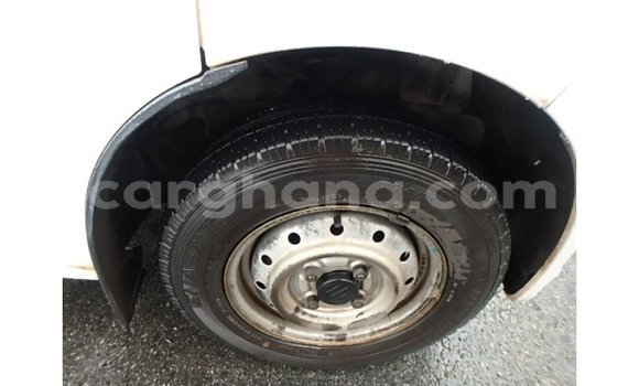 Ra Imported Suzuki Every funfun Ọkọ̀ akẹ́rù ńlá in Import - Dubai ni Ashanti Ra Imported Suzuki Every funfun Ọkọ̀ akẹ́rù ńlá in Import - Dubai ni Ashanti