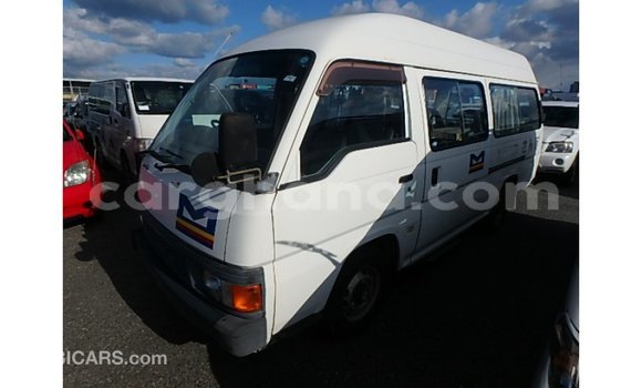 Sayi Imported Nissan Caravan White Mota in Import - Dubai a Ashanti Sayi Imported Nissan Caravan White Mota in Import - Dubai a Ashanti