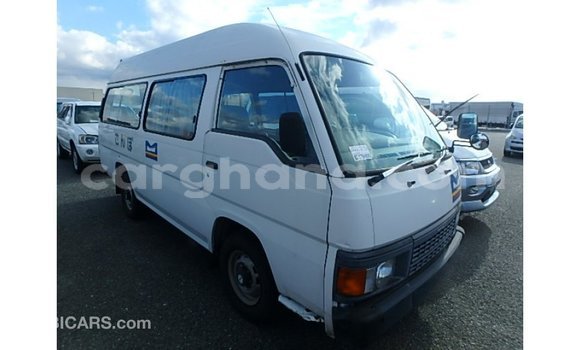 Sayi Imported Nissan Caravan White Mota in Import - Dubai a Ashanti Sayi Imported Nissan Caravan White Mota in Import - Dubai a Ashanti