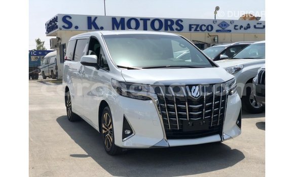 Ra Imported Toyota Alphard funfun Ọkọ̀ in Import - Dubai ni Ashanti Ra Imported Toyota Alphard funfun Ọkọ̀ in Import - Dubai ni Ashanti