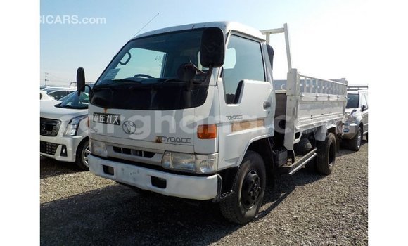 Buy Import Toyota Dyna White Car in Import - Dubai in Ashanti Buy Import Toyota Dyna White Car in Import - Dubai in Ashanti