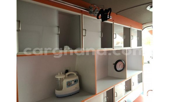 Ra Imported Toyota Hiace funfun Ọkọ̀ in Import - Dubai ni Ashanti Ra Imported Toyota Hiace funfun Ọkọ̀ in Import - Dubai ni Ashanti