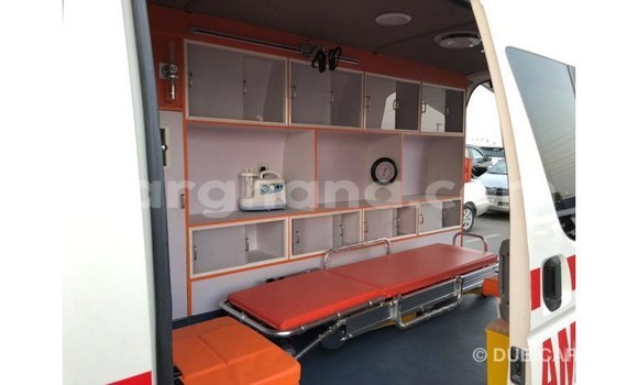 Ra Imported Toyota Hiace funfun Ọkọ̀ in Import - Dubai ni Ashanti Ra Imported Toyota Hiace funfun Ọkọ̀ in Import - Dubai ni Ashanti